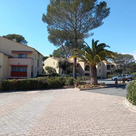 Apartament Les Hauts Du Golf Rez De Jardin Piscine Tennis